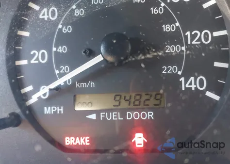 2000 Toyota Camry Ce/Le/Xle z USA, uszkodzony, nr VIN JT2BG22K3Y0447439